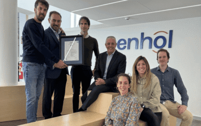 Grupo Enhol recibe el certificado de Reforma Sostenible de AENOR en su sede principal