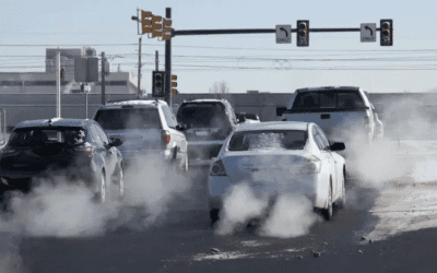 Bruselas defiende mantener la prohibición a coches con CO2 en 2035 porque da «certidumbre»